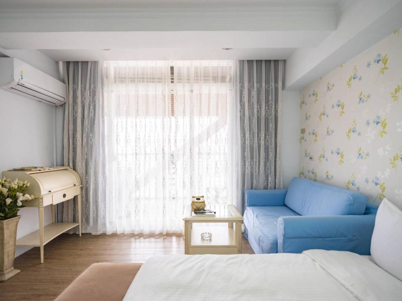 Star Hotel Kaohsiung Bagian luar foto